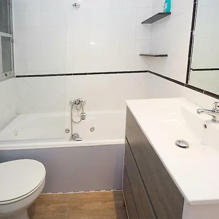 Avda. Villajoyosa Playa Albufereta Apartamento *