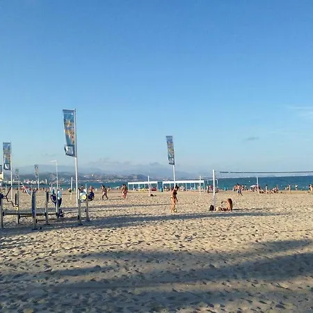Avda. Villajoyosa Playa Albufereta Apartamento *
